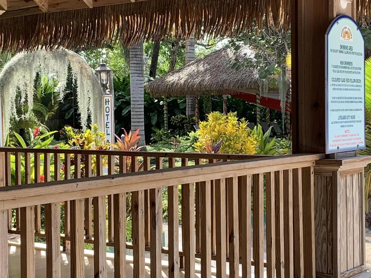 Family Comfort In Jamaica - Enjoy 7 Miles Of White Sand Beach! Villa Negril